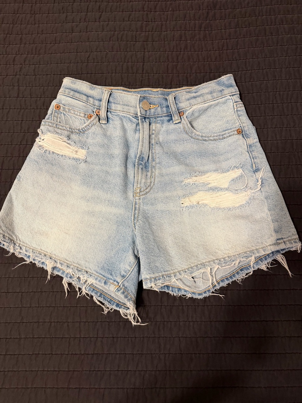 American eagle High rise 90’s boyfriend shorts Size like new